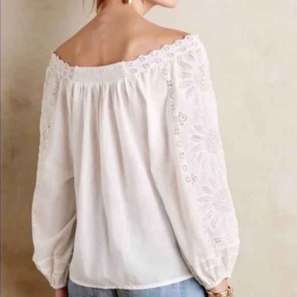 NWT Anthropologie Leifsdottir White Off Shoulder Embroidered Peasant Top S - Picture 2 of 15